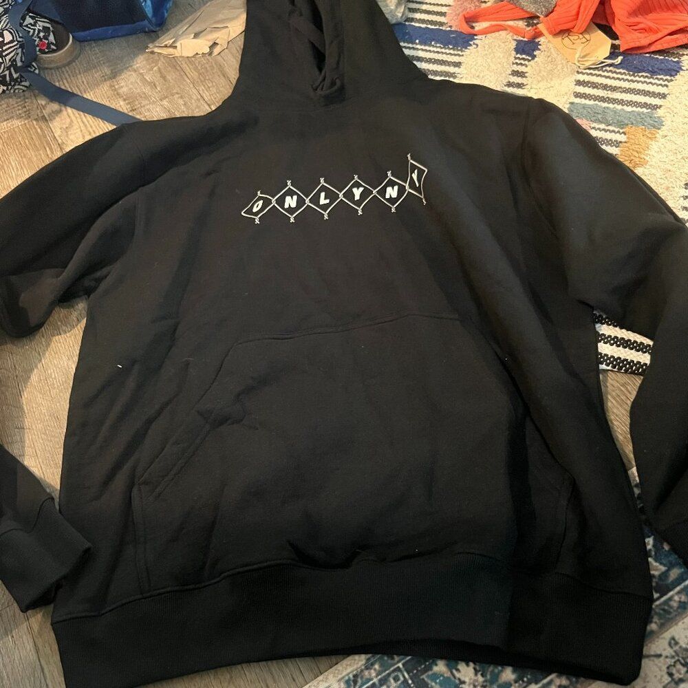 NWT OnlyNY Medium‎ black sweatshirt